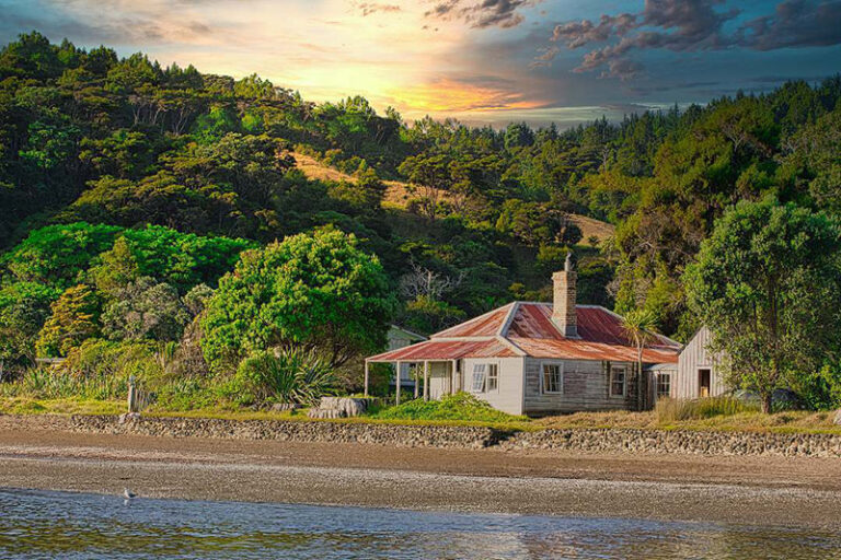 Shelly Beach Top 10 Callaway House 800w 768x512